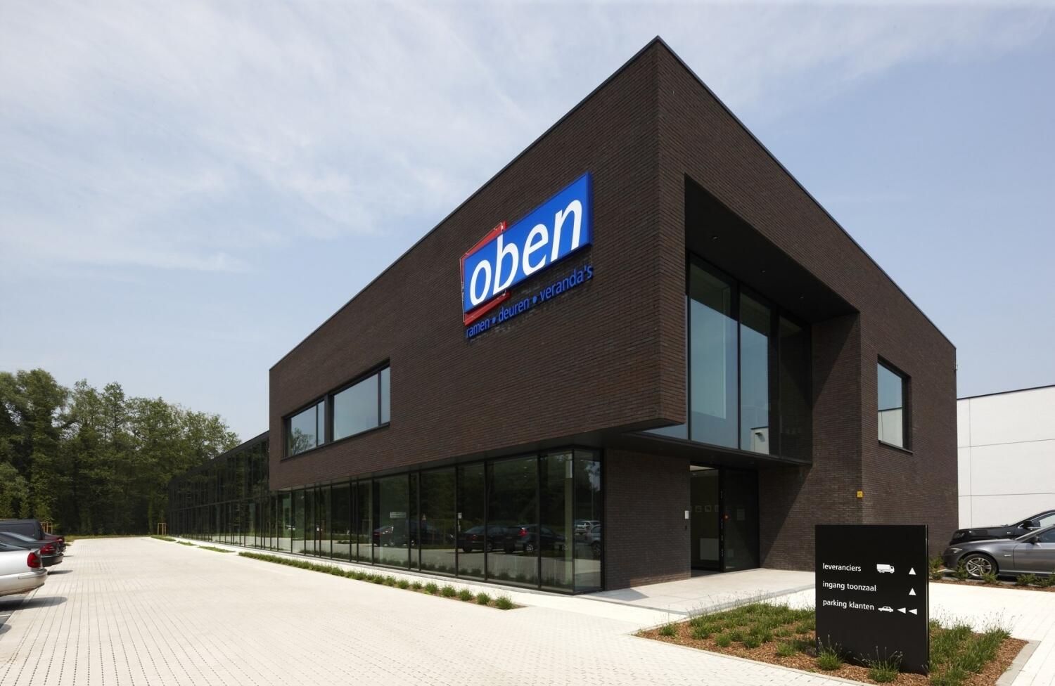1 oben005