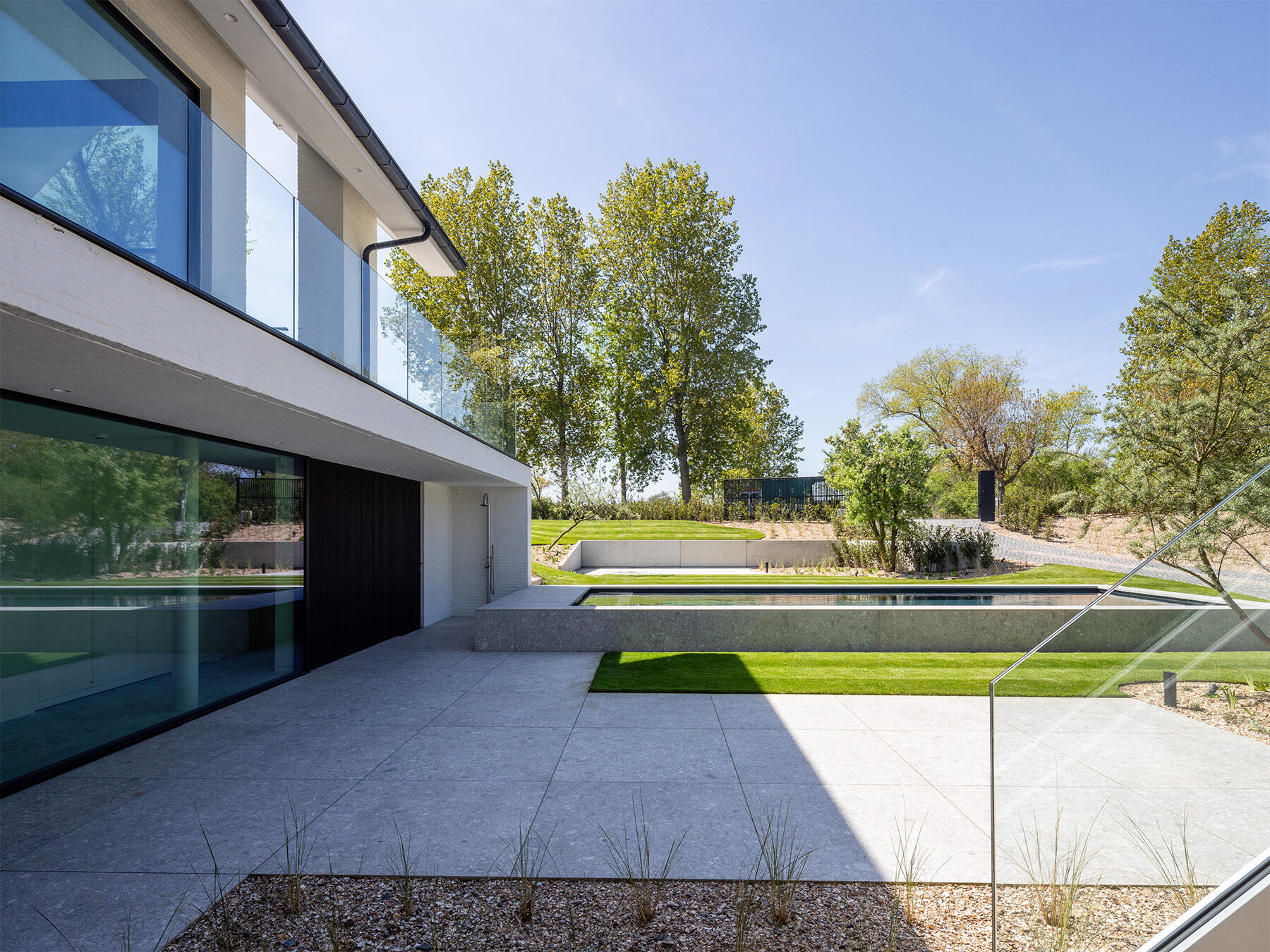Studio dempsey interieurarchitect spoor 9 architectuur nieuwbouw woning nieuwpoort sober warm strakke architectuur 10