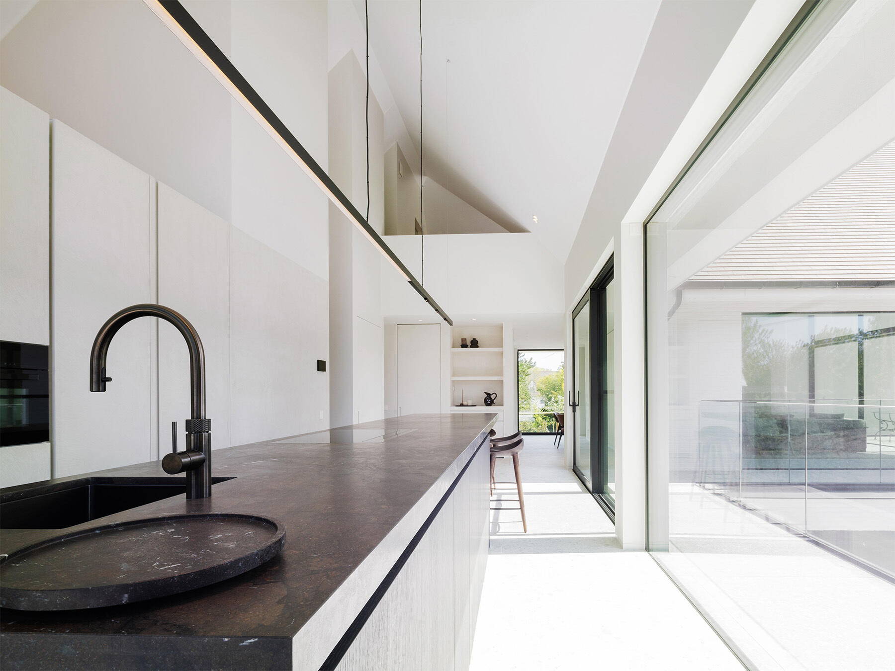 Studio dempsey interieurarchitect spoor 9 architectuur nieuwbouw woning nieuwpoort sober warm strakke architectuur 99