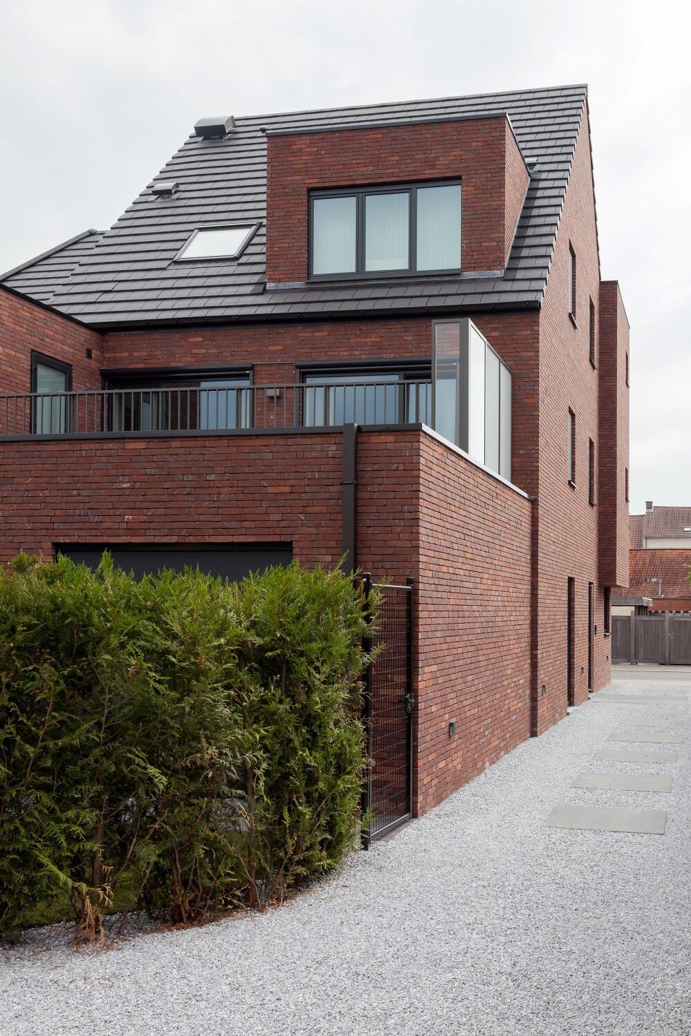 3 meergezinswoningbalustrade