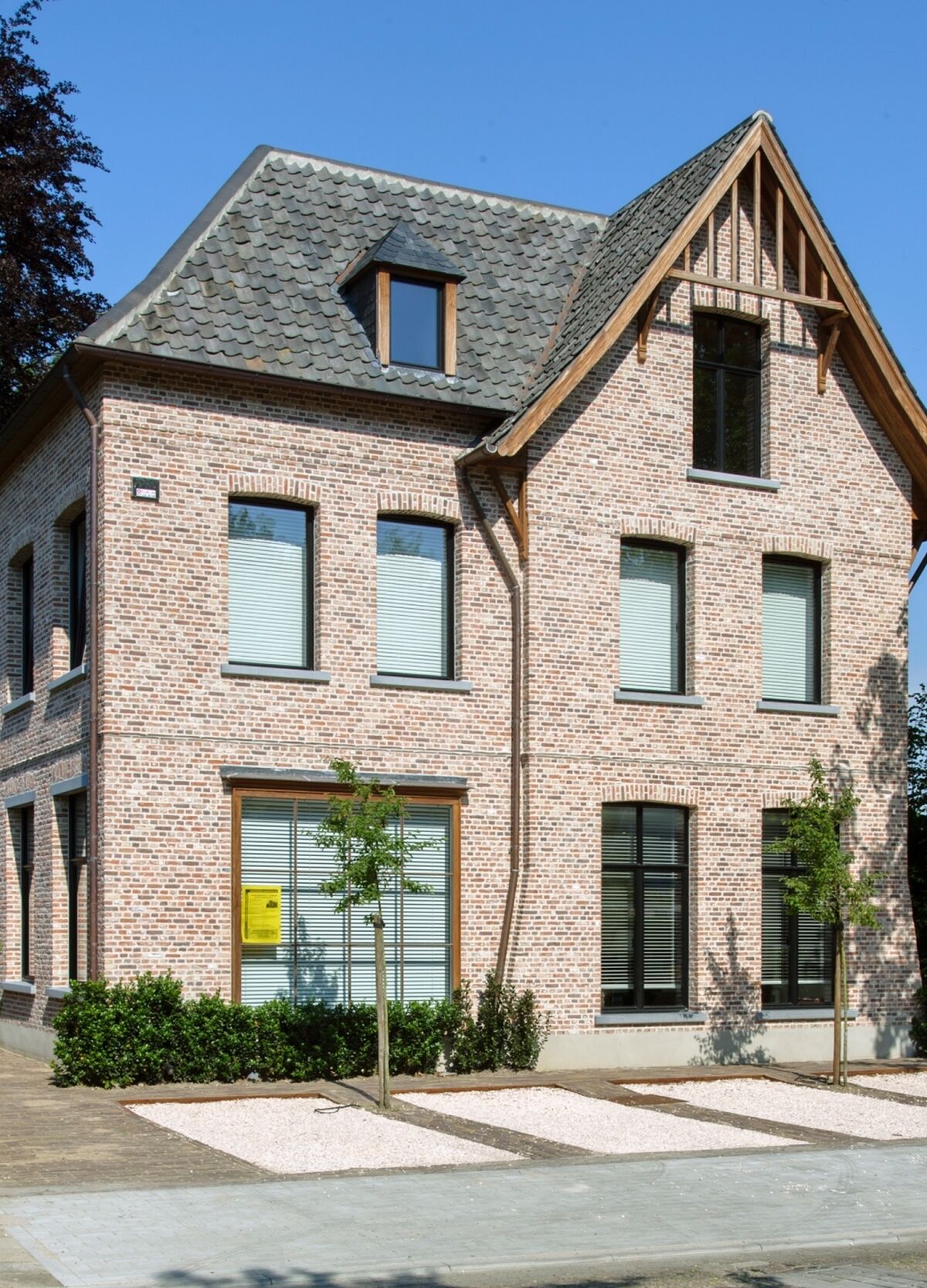 1 vlassakarchitectshove1