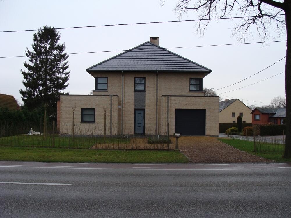 1 20120417043623