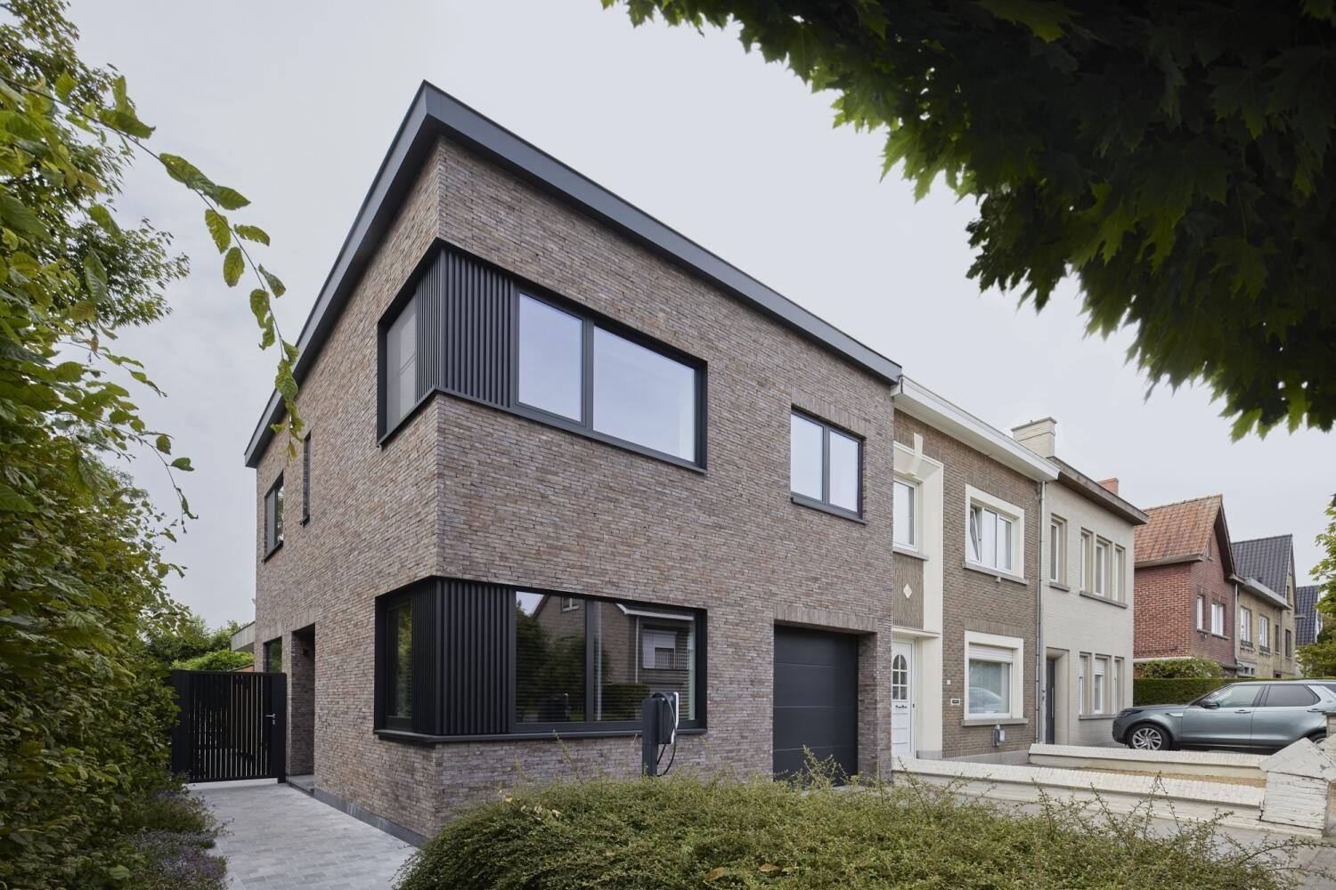 2 202206archiddeinze1010
