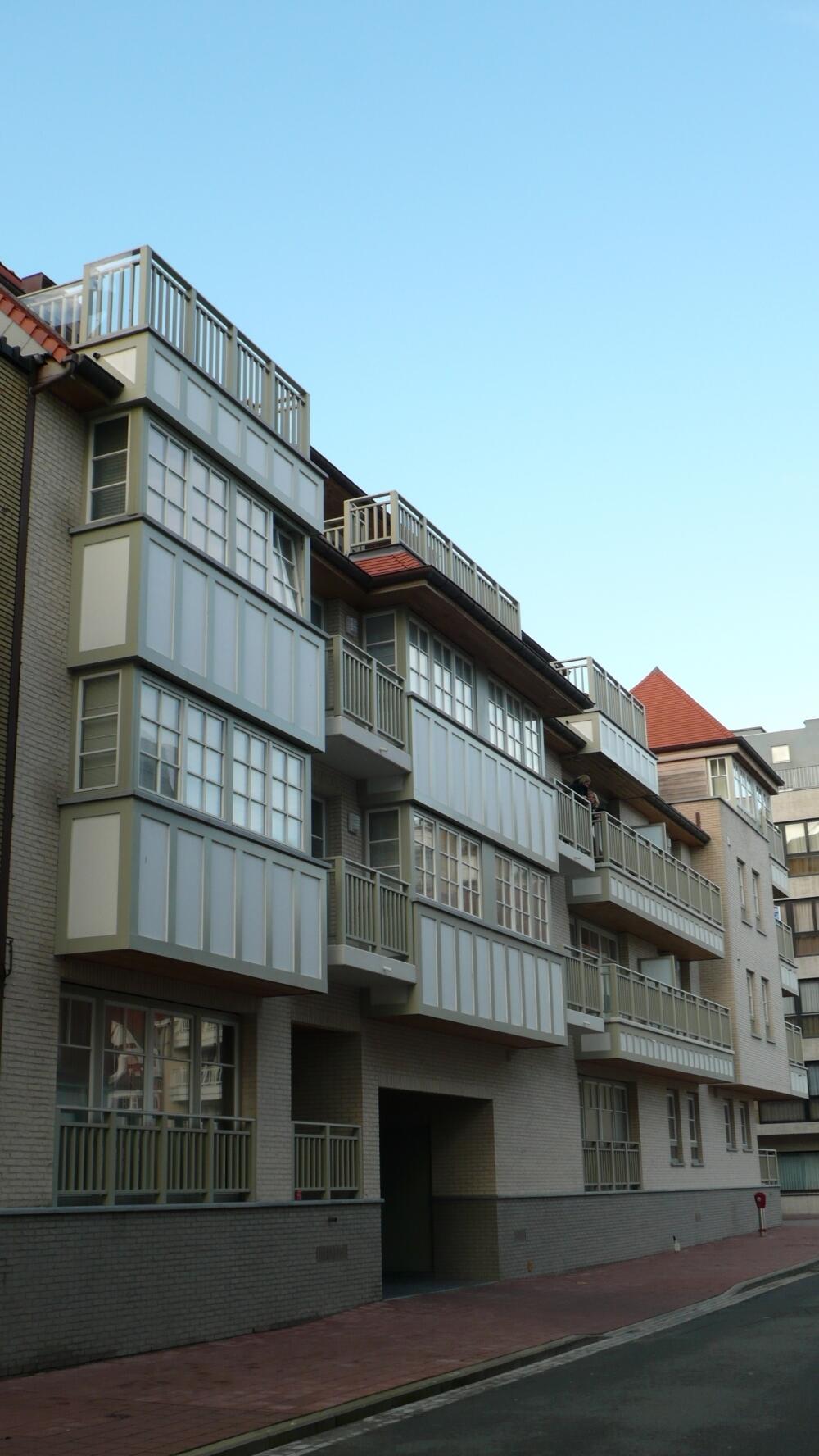 3 20120417043623