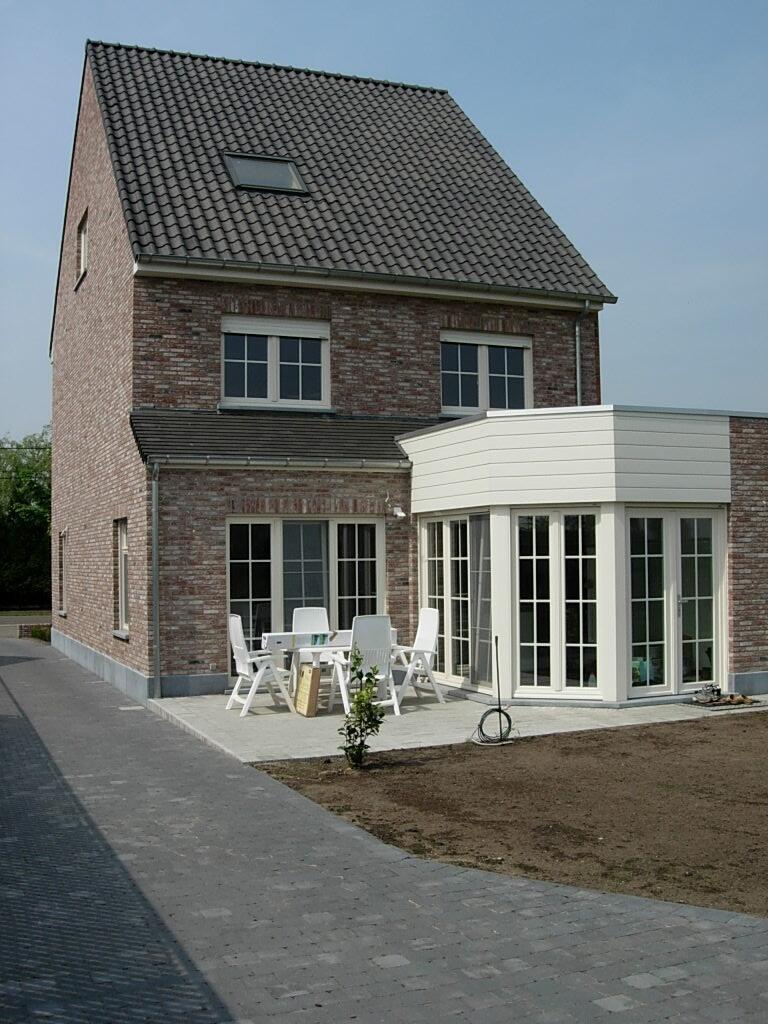 3 20120417043259